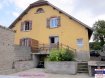 Maison jumelée Vente 2 chambres à Bouligny - 131 000 € Mandat de Vente N° 1860
La centrale Immobilière vous présente cette superbe maison jumelée entièrement rénovée.
Elle se compose ainsi :
En Rdc :
Belle entrée, grand séjour ouvert sur cuisine entièrement équipée avec bar, accès terrasses et jardin, salle d'eau avec wc, cave, chaufferie.
A l'étage :
2 grandes chambres avec dressing , wc.
Au deuxième : comble aménagé.
Jardin très spacieux avec dépendance.
2 Terrasses.
Petit portail avec cour pour stationnement véhicule.
Informations techniques :
- Chauffage Central Fuel
- Double vitrage PVC
- Volets électriques
- Tout à l'égout
- Taxe foncière : 720 €
- Rue très calme avec vue sur nature.
Belles prestations !!
***Ce bien a retenu votre attention, pour toute information complémentaire ou éventuelle visite, contactez La Centrale Immobilière de Piennes et Jarny au 03.82.22.45.44 ****