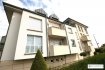 Appartement Location 1 chambre à Luxembourg-Belair - 1 500 € +++ A LOUER +++
Dans une très belle résidence de grand standing, lumineux appartement au 1er étage se composant comme suit:
Hall d‘entrée avec vestiaire, vaste séjour avec balcons, cuisine équipée, 1 chambre à coucher, 1 salle de douche, WC séparé.
Cave, buanderie et parking en sous-sol.
L‘appartement est entièrement climatisé.
Merci de nous contacter au 671 110 000 pour toute visite.
Ref agence :532360