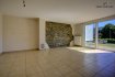 Maison mitoyenne Location 3 chambres à Basbellain - 1 300 € Maison à Basbellain.Composition de la maison :Rez-de-chaussée : Hall (5,73 m²), Living/ cuisine ouverte(37,22m² ), garage, chauderie/débarras (8,02 m²), 1er étage : deux chambres à coucher (16,83 et 11,71 m²), salle de bain avec baignoire/douche, lavabo (4,83 m²). WC séparé2ème étage : 1 chambre à coucher avec dressing (25m² ) Jardin privé, situation calmeAnimaux non acceptésDisponible immédiatement Conditions :Caution locative : ? 3.900.-Frais d‘agence : ? 1.300.- + 17% TVARef agence :1391193
