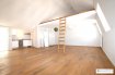 Appartement Location à Luxembourg-Centre ville - 1 300 € +++ A LOUER +++Situé en plein centre ville (rue des Bains), bel appartement en dernier étage se composant d‘une grande pièce à vivre avec cuisine équipée, mezzanine, salle de douche ainsi qu‘un WC séparé avec petit grenier de rangement.Peut également convenir pour bureaux.Merci de nous contacter au 671 110 000 pour toute visite.Ref agence :532343