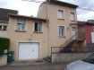 Maison Vente 3 chambres à Pont-à-Mousson - 189 000 € Agréable maison de ville avec garage et jardin offrant : cuisine équipée, séjour double en accès terrasse, 3 chambres, salle de bains.