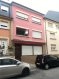 Immeuble de rapport Vente 6 chambres à Dudelange - 440 000 € Maison de rapport de ±200 m2 avec un très grand potentiel, avec deux entrées et deux numéros de maison différent.
La maison se compose comme suit :
étage -1: (sous-sol)
- 2 Grandes caves
- Chaufferie
étage 0: (red-de-chaussée)
- Hall d'entrée
- Living et salle à manger
- Salle de douche
- Cuisine indépendante
étage 1:
- Salle de douche
- Grande chambre à coucher divisible en deux
- Cuisine Indépendante
- Bureau
- Véranda
étage 2:
2ème étage accessible également par une entrée séparée, rue derrière la maison.
- Hall d'entrée
- Terrasse
- Salle de douche
- WC séparé
- 2 Chambres à coucher
- Grand grenier aménageable
Dalles en béton, chauffage à gaz, chaudière à condensation,
Pour tout complément d‘information, n’hésitez pas à nous contactez par téléphone au 28 77 88 22, Nous sommes également disponibles pour organiser les visites le samedi !
Nous sommes, en permanence, à la recherche de nouveaux biens à vendre (des appartements, des maisons et des terrains à bâtir) pour nos clients acquéreurs. N‘hésitez pas à nous contacter si vous souhaitez vendre ou échanger votre bien, nous vous ferons une estimation gratuitement.