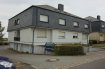 Appartement Location 2 chambres à Drinklange - 950 € Appartement ou bureau de +/-100 m2 au 2e étagehall d‘entréeliving-salle à manger avec balconcuisine équipéedébarras2 chambres à couchersalle de douchecavegarage ferméloyer: 950 € + 200 € chargescaution: 1.900 €frais d‘agence: 1.111,50 €libre le 01/10/2016PAS D‘ANIMAUXRef agence :5764