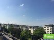 Appartement Location 3 chambres à Luxembourg-Belair - 5 800 € Appartement entièrement rénové en 2013 en location au 5e étage de la résidence ‘‘Elysée‘‘. Hall d‘entrée, Hall de nuit, living - salle à manger, cuisine équipée neuve, buanderie, W.C. séparé, 3 Chambres à coucher, dressing, 1 salle de bain, 1 salle de douche, 1 chambre d‘appoint avec WC et sdd au rdc, 1 emplacement pour 1 voiture, 2 caves, 1 grenier, terrasses
Loyer : 5.800.-euro Charges: 450.-euro
Caution: 3 mois de loyer sans charge
Frais d‘agence: 1 mois de loyer sans charges 17% TV
Surface habitable: 227m2
Adresse: Boulevard Jospeh II L-1840 Luxembourg