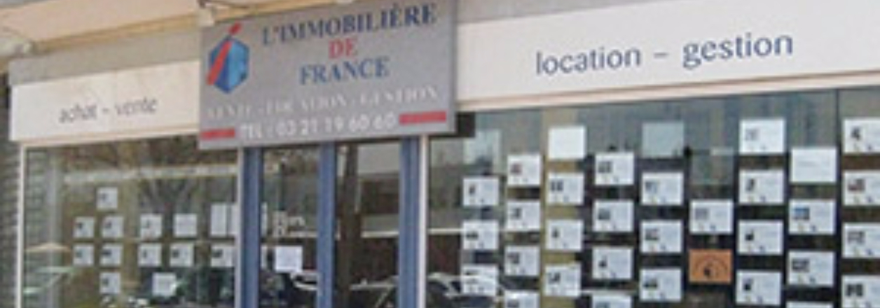 Intérieur contemporain présenté par L'IMMOBILIERE DE FRANCE
