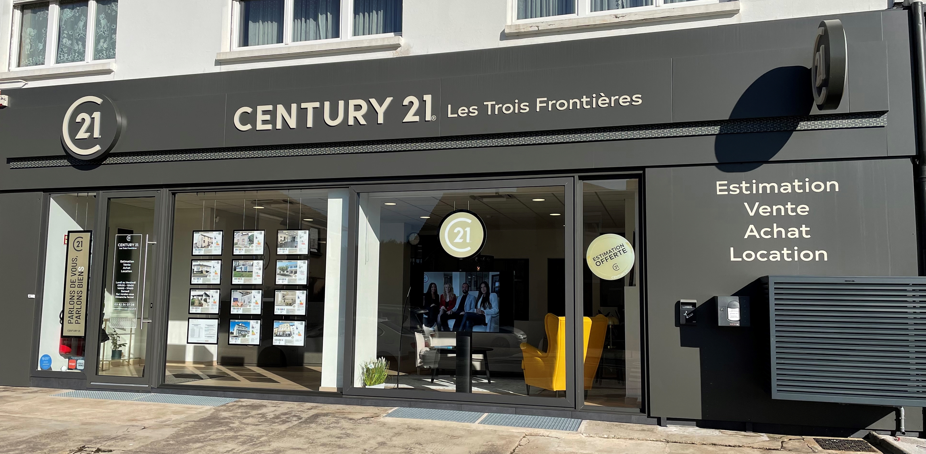 Modernes Interieur präsentiert von CENTURY 21 Les Trois Frontières