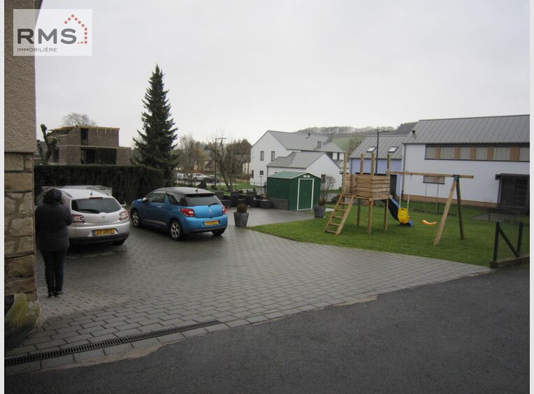 House for sale 5 bedrooms in Niederfeulen (LU) - Ref. 6583072