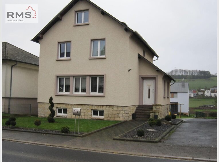 House for sale 5 bedrooms in Niederfeulen (LU) - Ref. 6583072