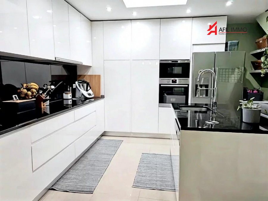 Maison mitoyenne à vendre 3 chambres à Rodange