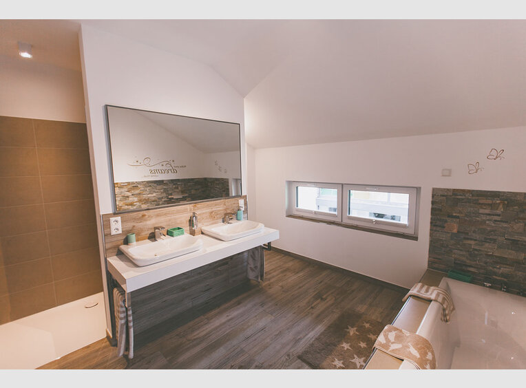House for sale 4 rooms in Saarburg (DE) - Ref. 5131552