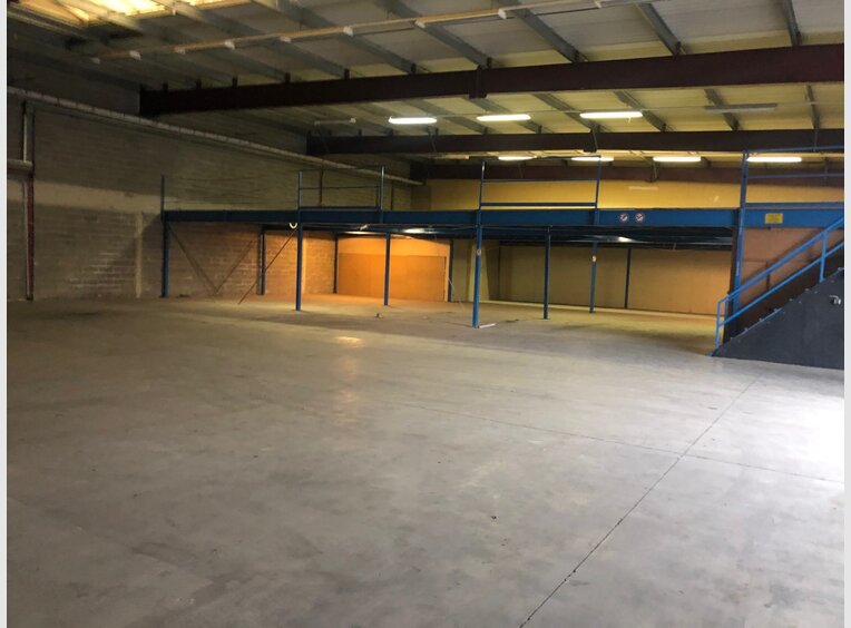 Entrepôt à louer à Steinsel - Réf. 6700112