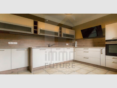 Maison jumelée à vendre 4 Chambres à Esch-sur-Alzette - Réf. 6692176