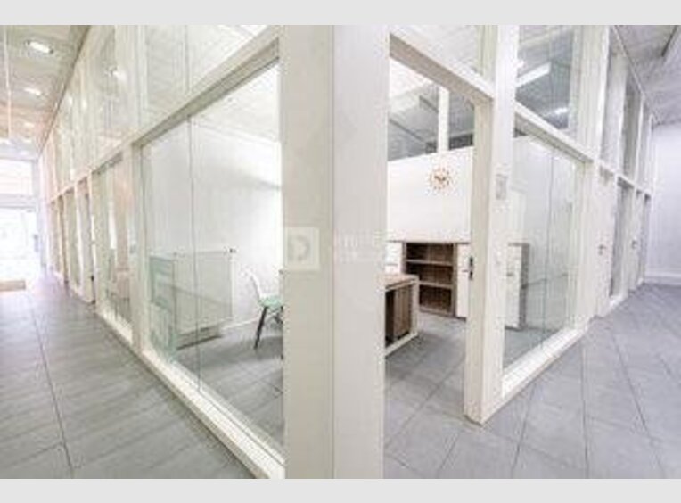 Bureau à louer à Luxembourg (LU) - Réf. 7043936