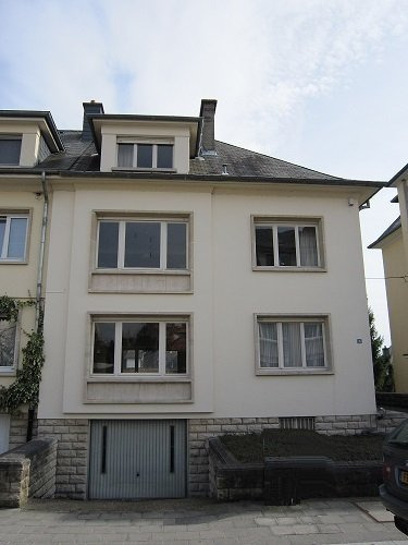 Maison mitoyenne à louer 6 chambres à Luxembourg-Belair