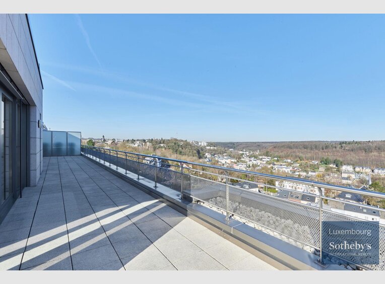 Penthouse for rent 3 bedrooms in Luxembourg (LU) - Ref. 7089776