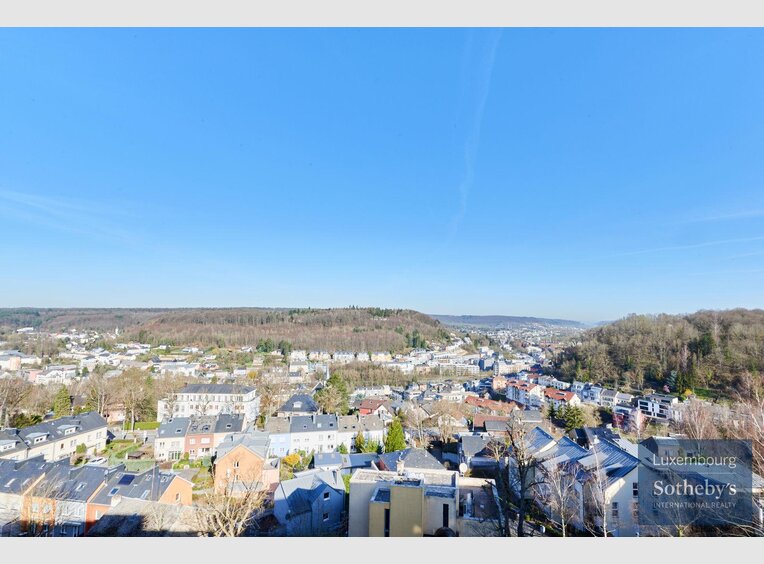 Penthouse for rent 3 bedrooms in Luxembourg (LU) - Ref. 7089776