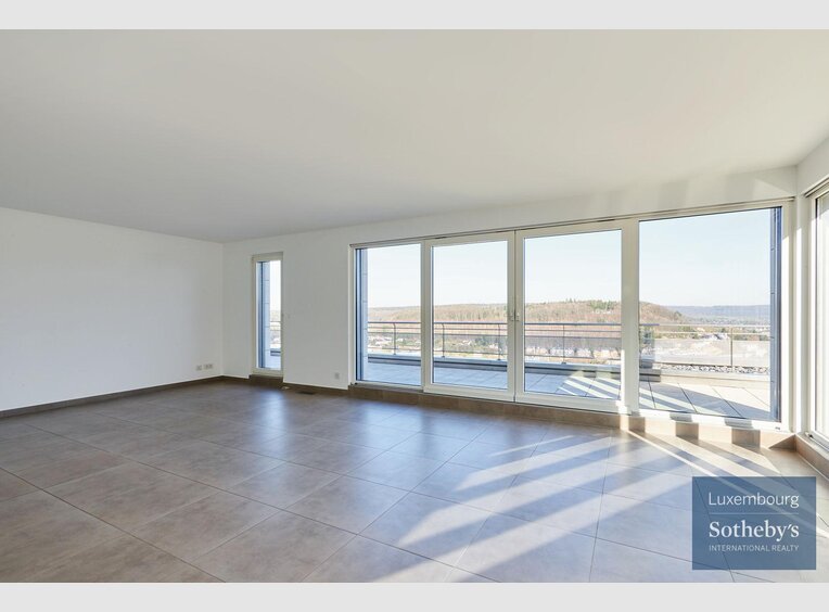 Penthouse for rent 3 bedrooms in Luxembourg (LU) - Ref. 7089776