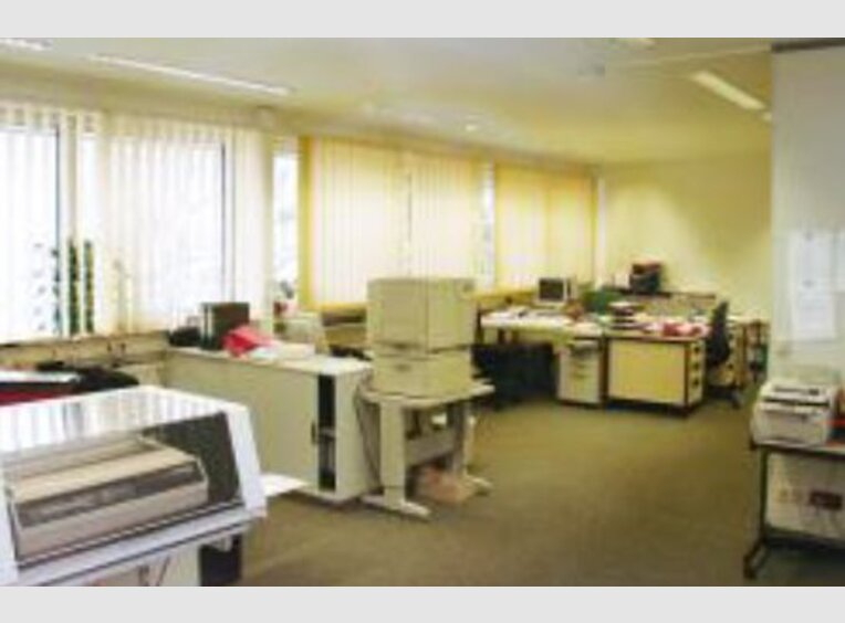 Bureau à louer 7 Pièces à Dillingen (DE) - Réf. 6506112