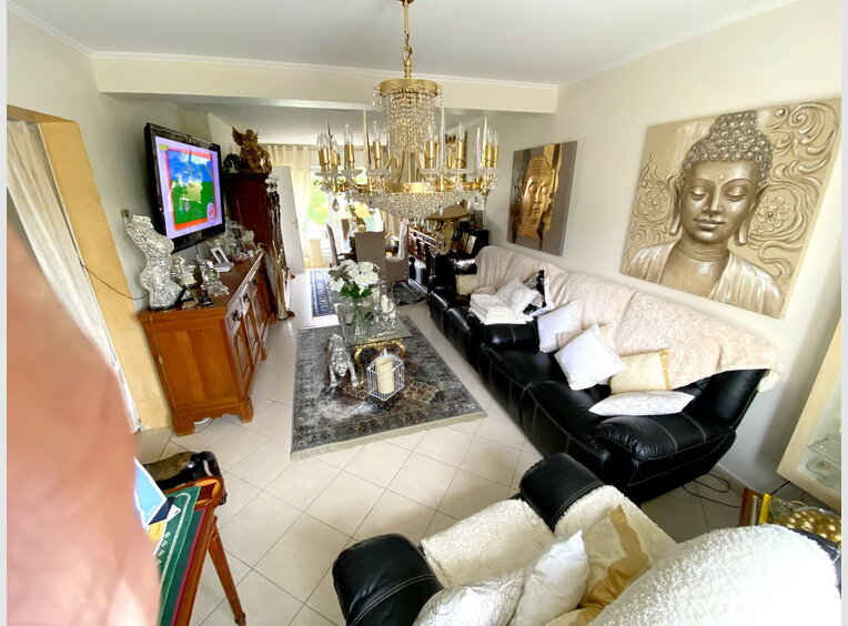 House for sale 5 bedrooms in Luxembourg (LU) - Ref. 6867328