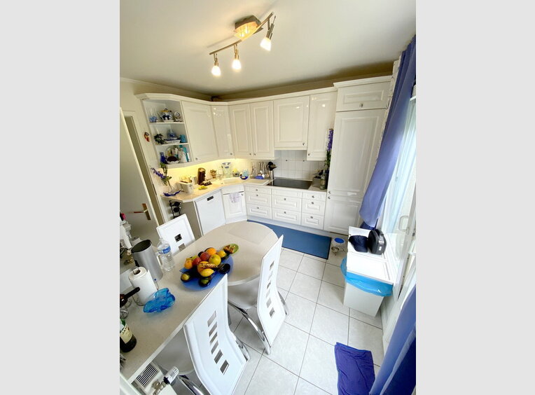 House for sale 5 bedrooms in Luxembourg (LU) - Ref. 6867328