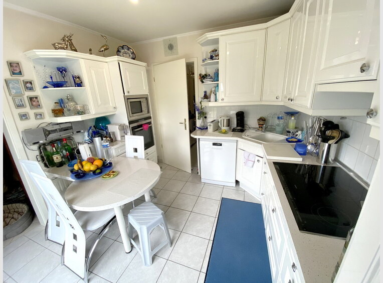 House for sale 5 bedrooms in Luxembourg (LU) - Ref. 6867328