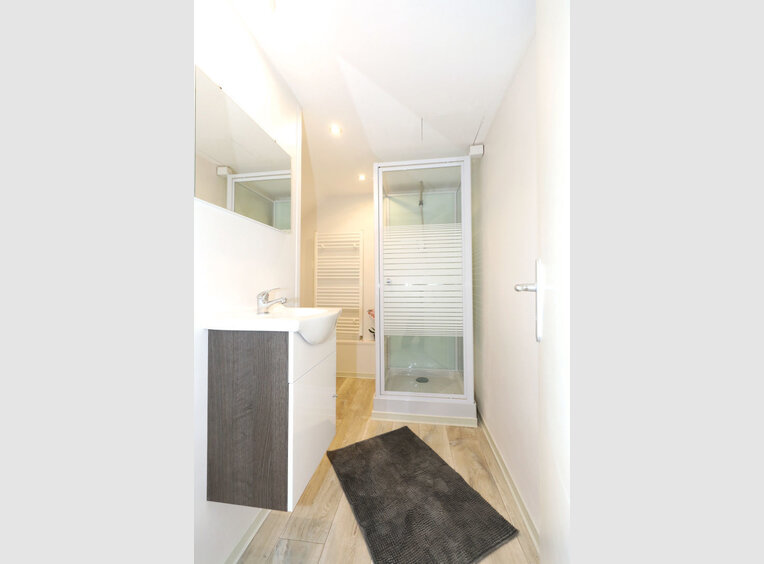Schlafzimmer zur Miete 10 Zimmer in Luxembourg (LU) - Ref. 7179392
