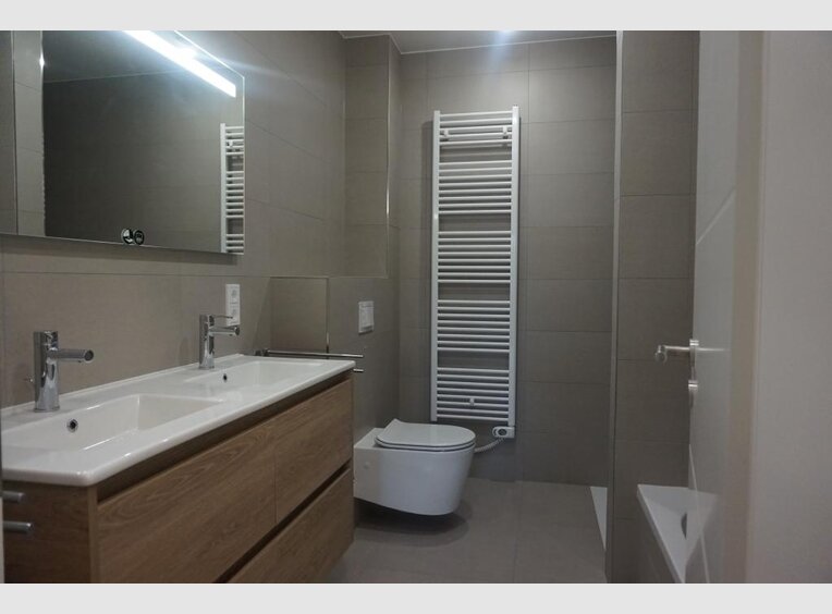 Appartement à louer 2 Chambres à Strassen (LU) - Réf. 6595216