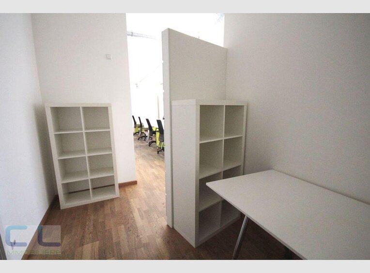 Bureau à louer à Esch-sur-Alzette (LU) - Réf. 6432656