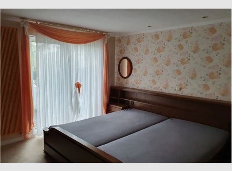 Appartement à louer 5 Pièces à Schwalbach (DE) - Réf. 6633632