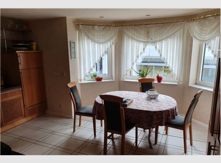 Appartement à louer 5 Pièces à Schwalbach (DE) - Réf. 6633632