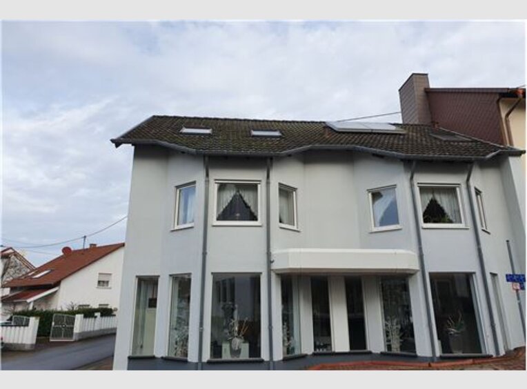 Appartement à louer 5 Pièces à Schwalbach (DE) - Réf. 6633632