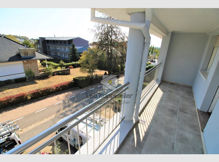 House for sale 4 bedrooms in Sandweiler (LU) - Ref. 6963904