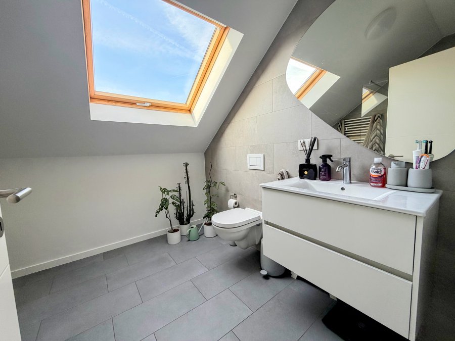 Semi-detached house à Mensdorf — photo 12