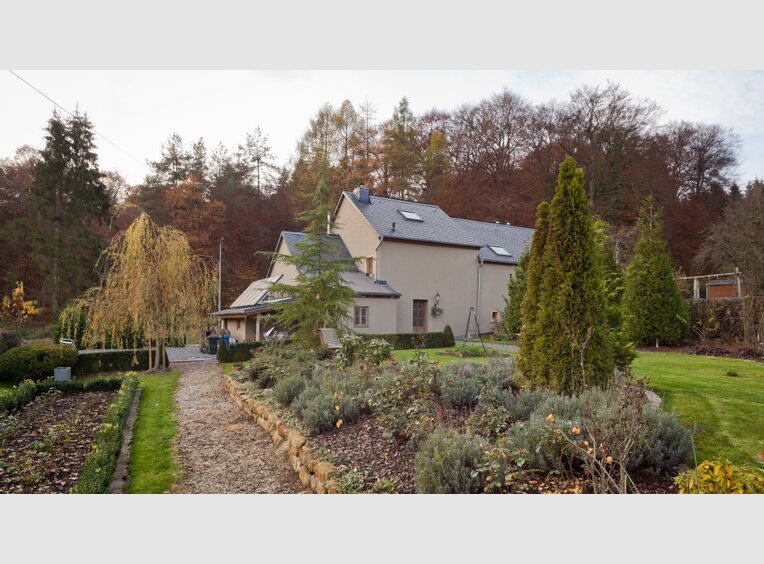 House for sale 4 bedrooms in Mersch (LU) - Ref. 4187328
