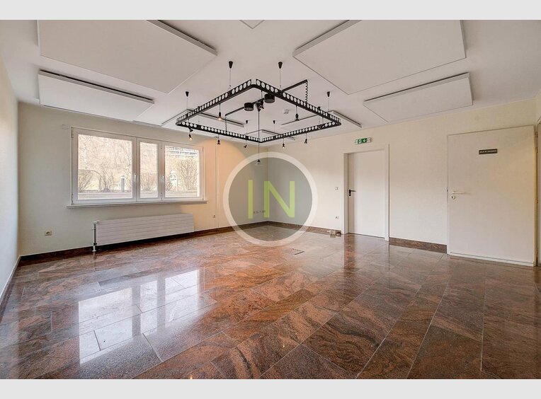 Bureau à louer à Luxembourg (LU) - Réf. 6941376