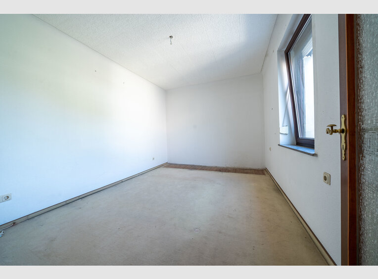 Haus zum Kauf 6 Zimmer in Saarlouis (DE) - Ref. 6883296