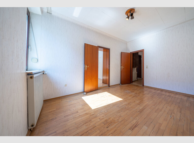 Haus zum Kauf 6 Zimmer in Saarlouis (DE) - Ref. 6883296