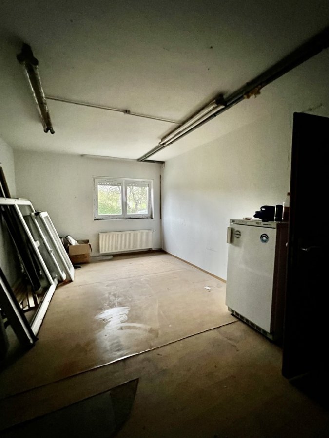 Haus zu verkaufen 7 Schlafzimmer in Weidingen