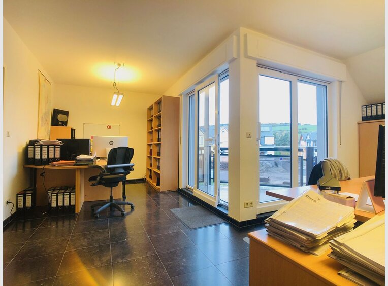Bureau à vendre 4 Chambres à Wiltz - Réf. 6599408