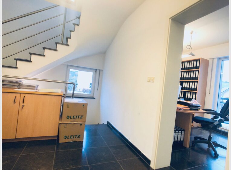 Bureau à vendre 4 Chambres à Wiltz - Réf. 6599408