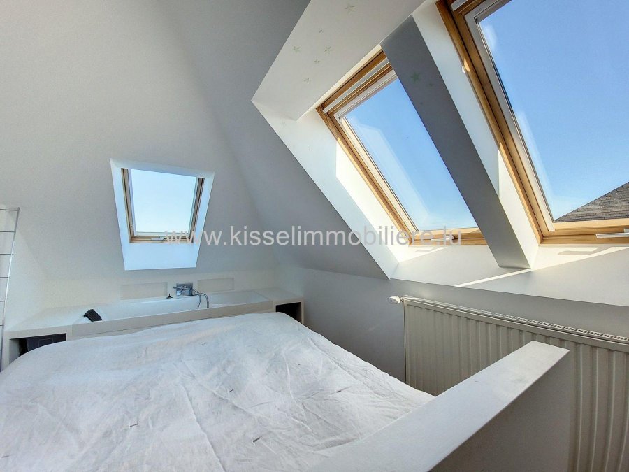 https://i1.static.athome.eu/images/annonces2/image_/0f/d9/07/d0b7bd2b1c9ddef33a9ff52eaaddeed5bd3f8a53.jpg