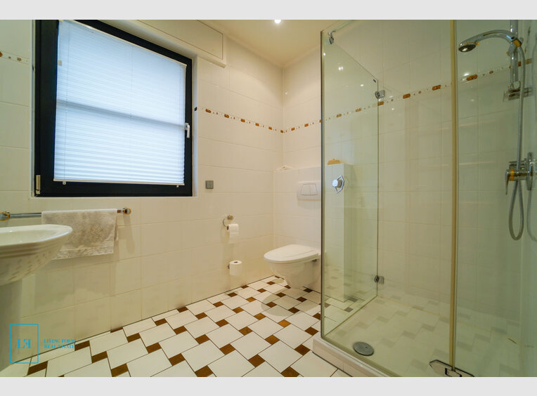 Triplex for sale 4 bedrooms in Itzig (LU) - Ref. 6802928