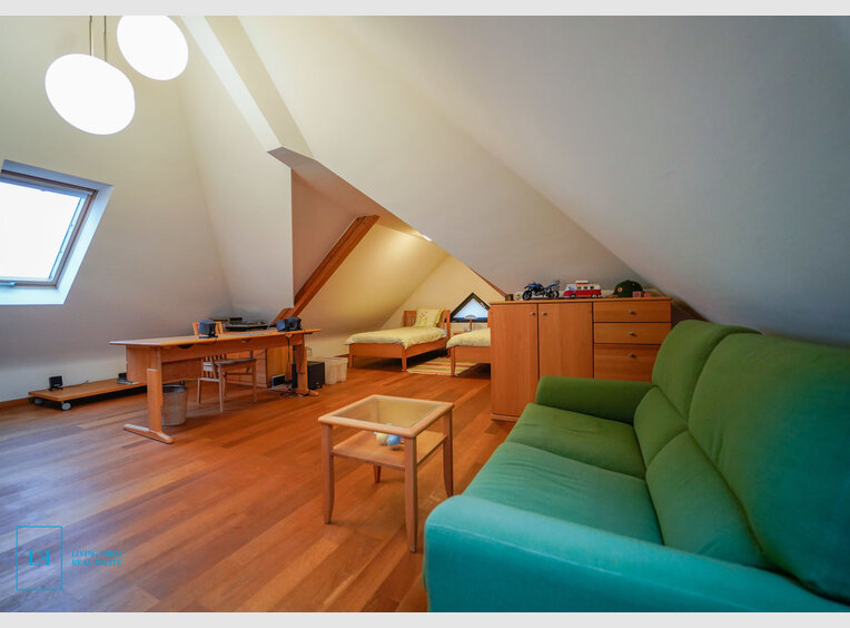 Triplex for sale 4 bedrooms in Itzig (LU) - Ref. 6802928