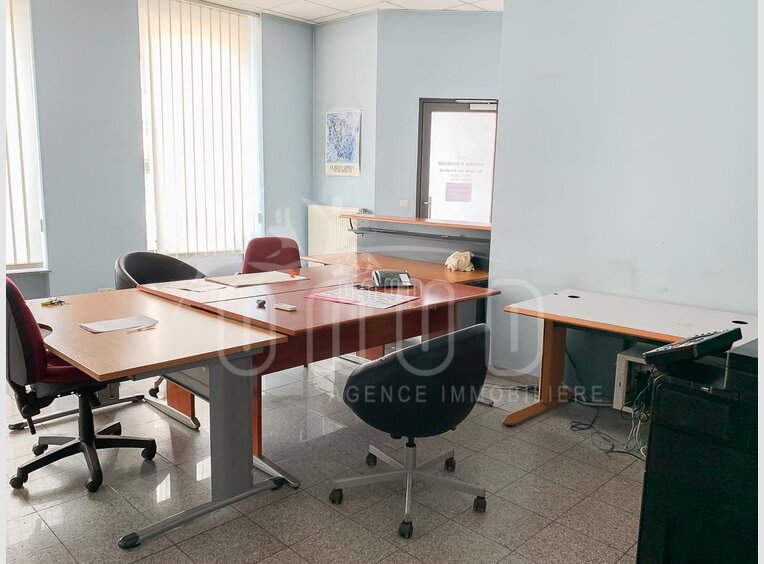 Bureau à louer à Esch-sur-Alzette - Réf. 5927441