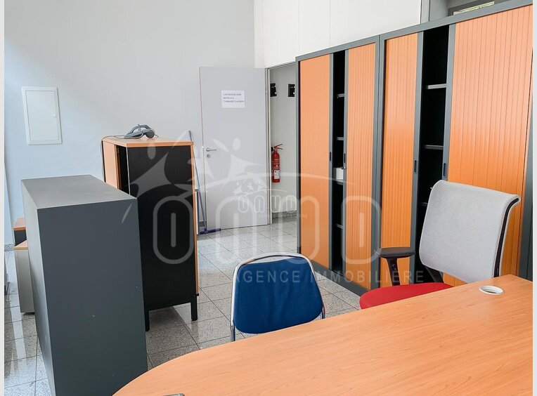 Bureau à louer à Esch-sur-Alzette - Réf. 5927441