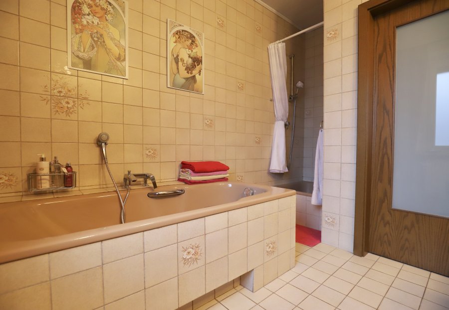 Maison mitoyenne à vendre 4 chambres à Esch-sur-Alzette