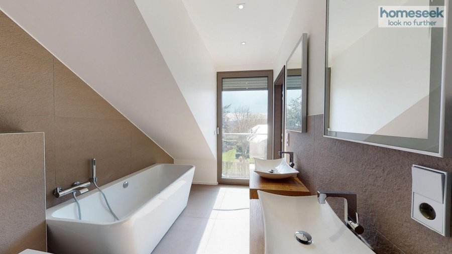 Maison à vendre 4 chambres à Mamer