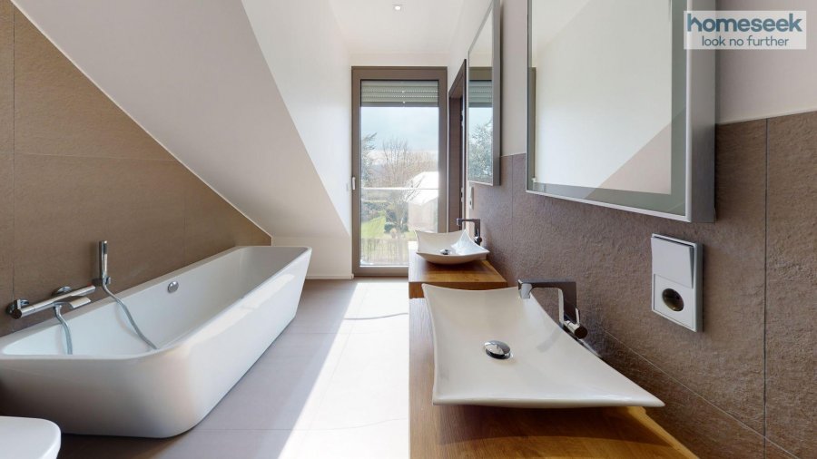 Maison à vendre 4 chambres à Mamer