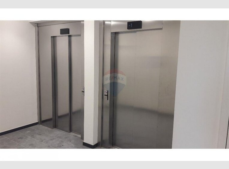 Office for rent in Belval - Ref. 6640961
