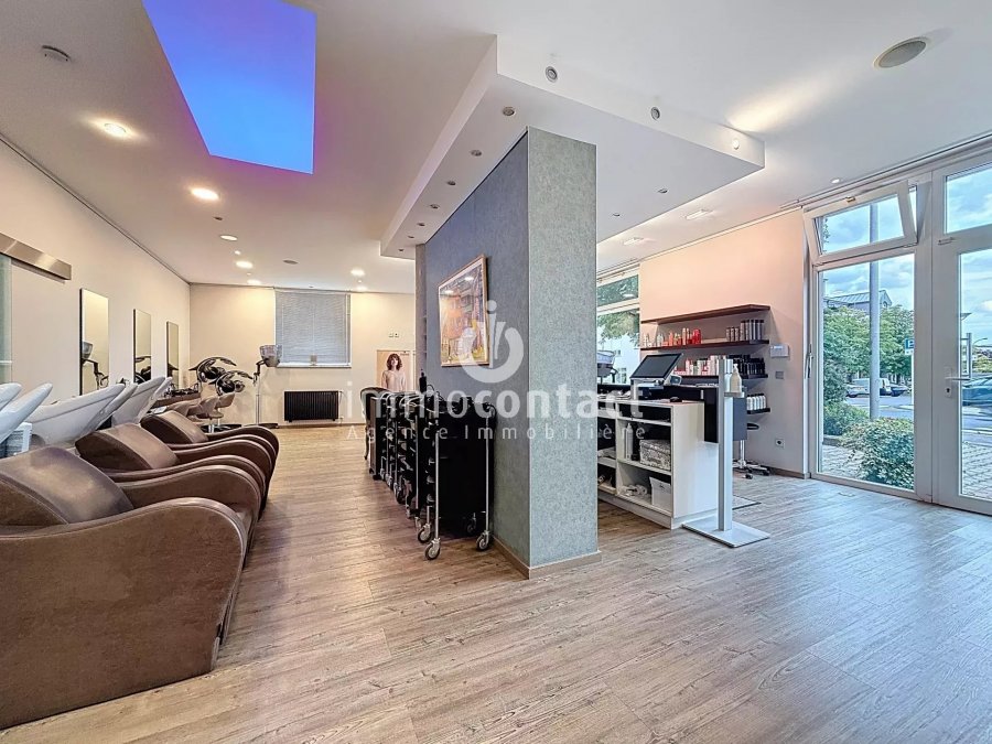 Local commercial à vendre à Soleuvre